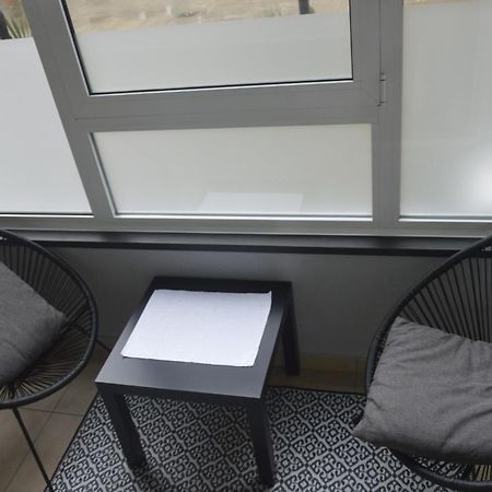 Ferienwohnung Teodora Lux Apartman Free Privat Parking Novi Sad Exterior foto